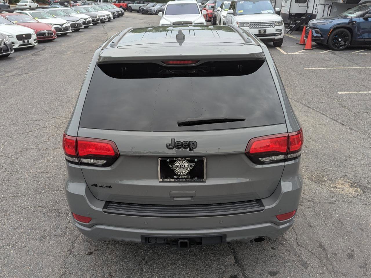 Used 2020 Jeep Grand Cherokee Altitude AWD/4WD image 8