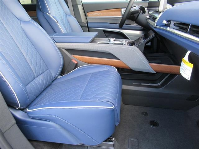 New 2026 Cadillac Vistiq Premium Luxury image 10