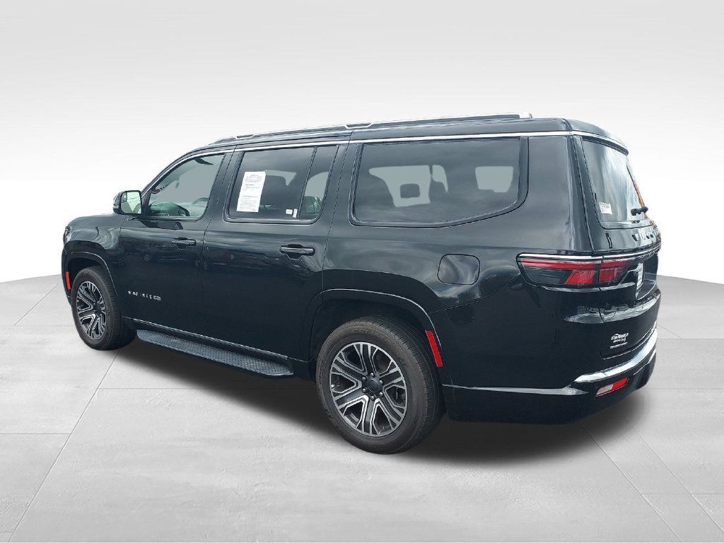 Used 2023 Jeep Wagoneer Series II AWD/4WD image 3