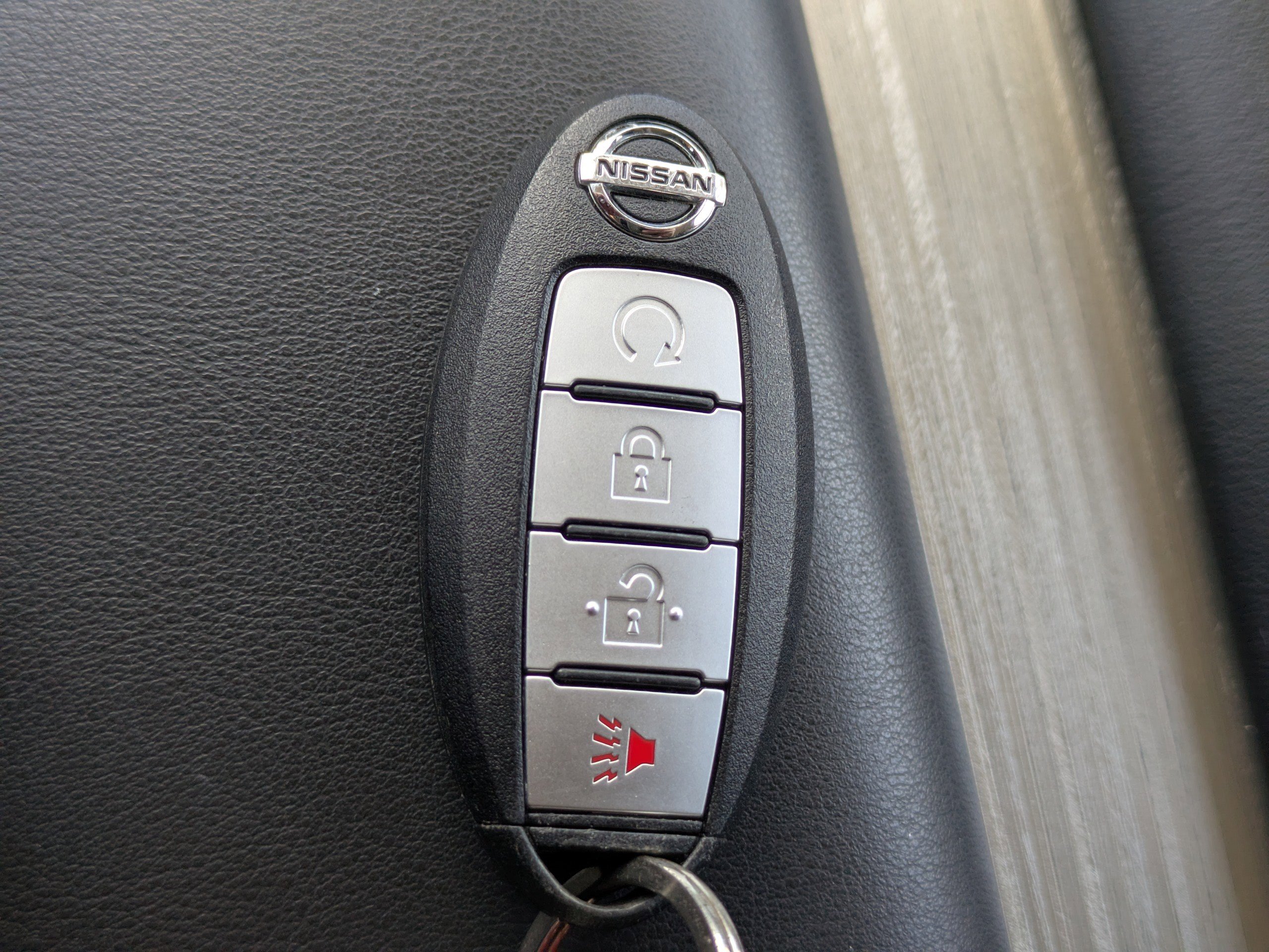 Used 2017 Nissan Murano SV image 32