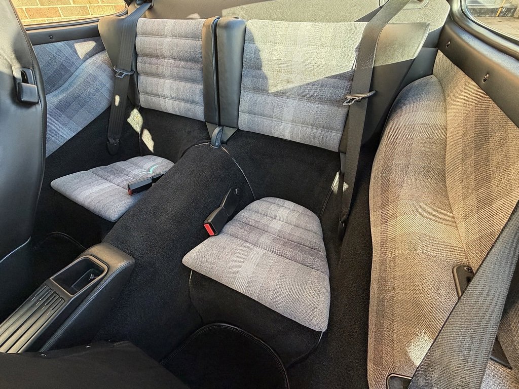 Used 1994 Porsche 911 Turbo image 19