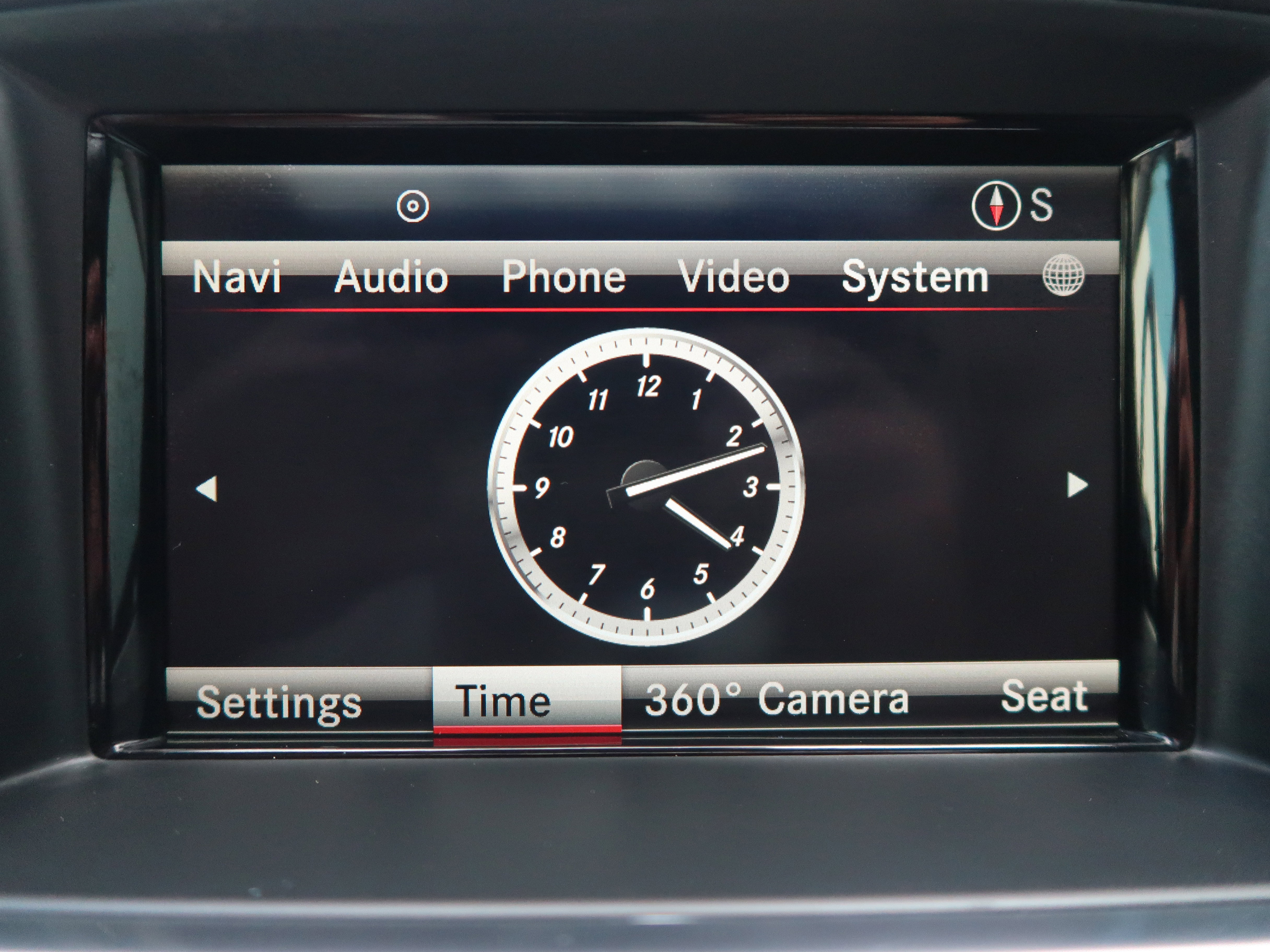 Used 2014 Mercedes-Benz GL 550 4MATIC image 17