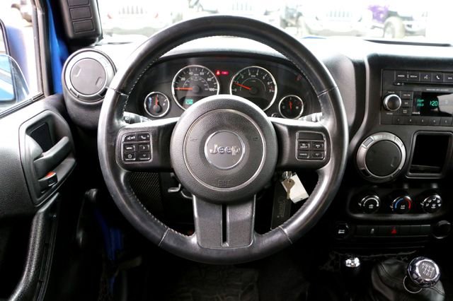 Used 2015 Jeep Wrangler Unlimited Willys image 25