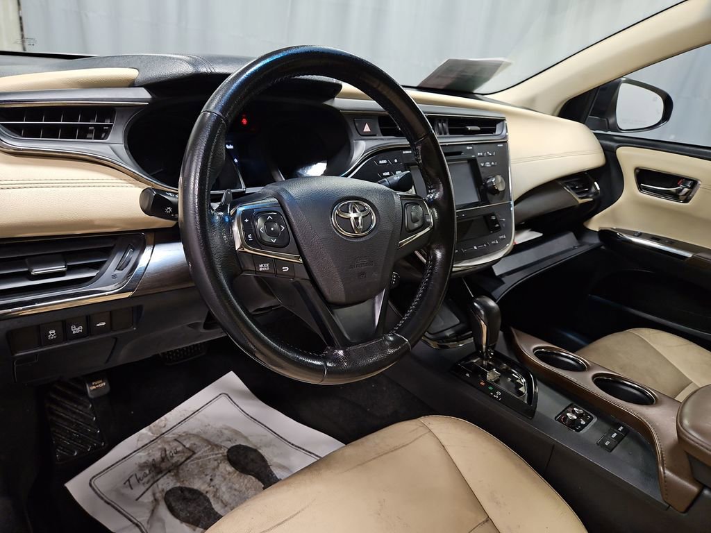 Used 2016 Toyota Avalon XLE Premium image 15