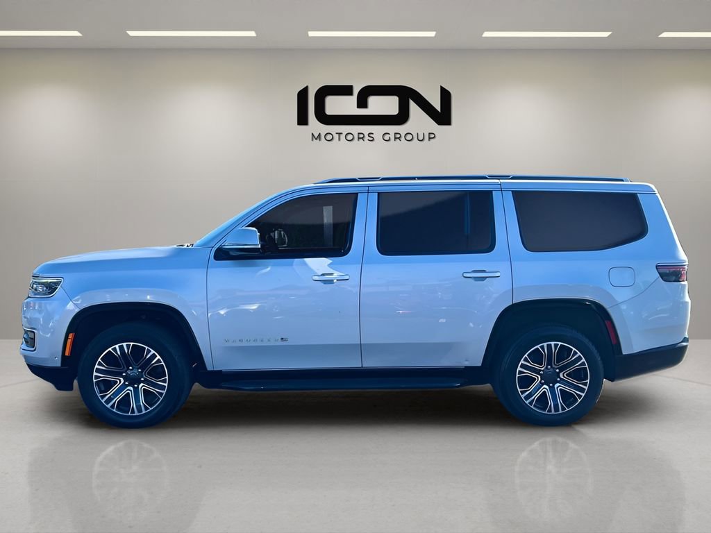 Used 2022 Jeep Wagoneer Series III AWD/4WD image 5
