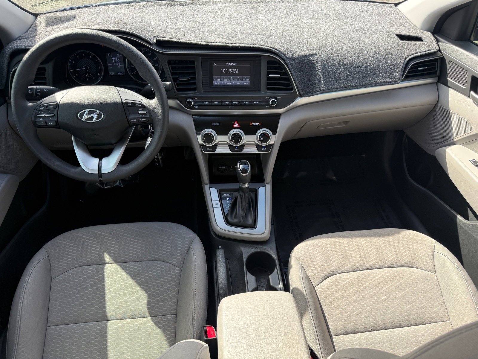 Used 2019 Hyundai Elantra SE image 23