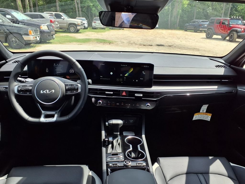 New 2026 Kia K5 GT-Line w/ GT-Line Premium Package FWD image 3