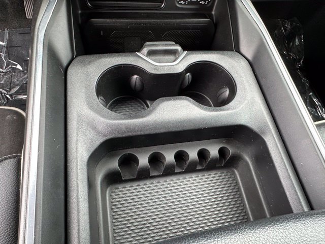 Used 2023 RAM 1500 Laramie AWD/4WD image 19