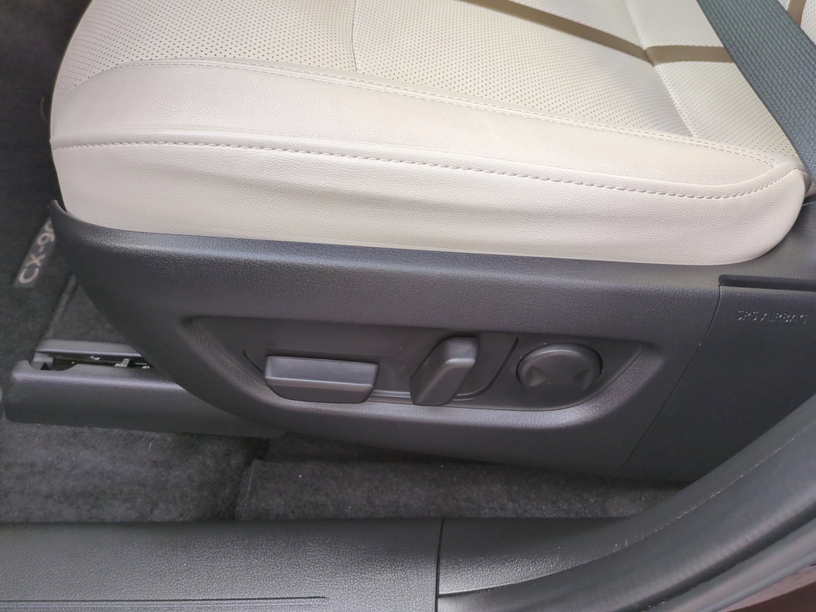 Used 2024 MAZDA CX-90 3.3 Turbo w/ Premium Plus Pkg image 14