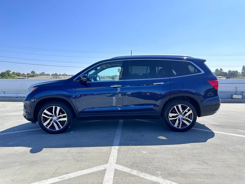 Used 2017 Honda Pilot Touring image 7