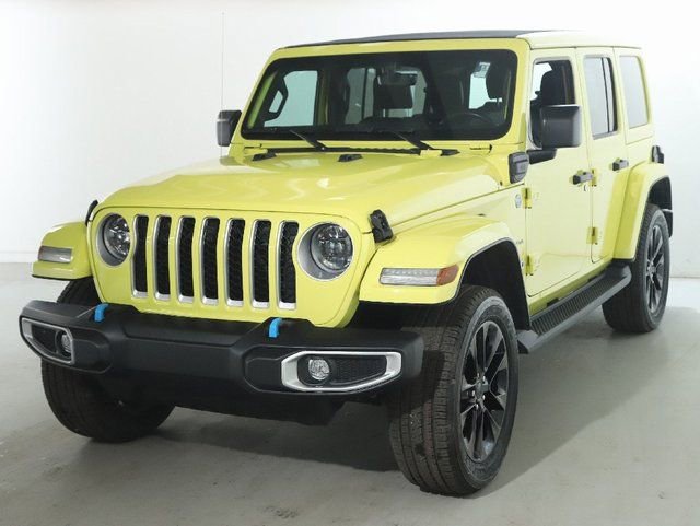 Used 2023 Jeep Wrangler Unlimited Sahara w/ Cold Weather Group image 1