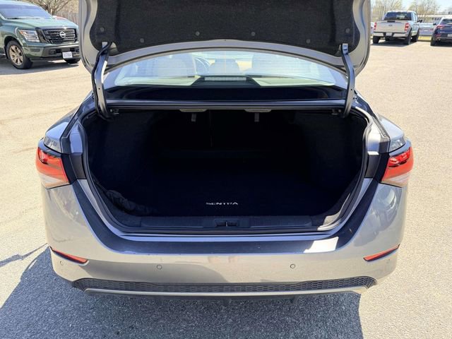 Used 2023 Nissan Sentra SV w/ SV Premium Package image 13
