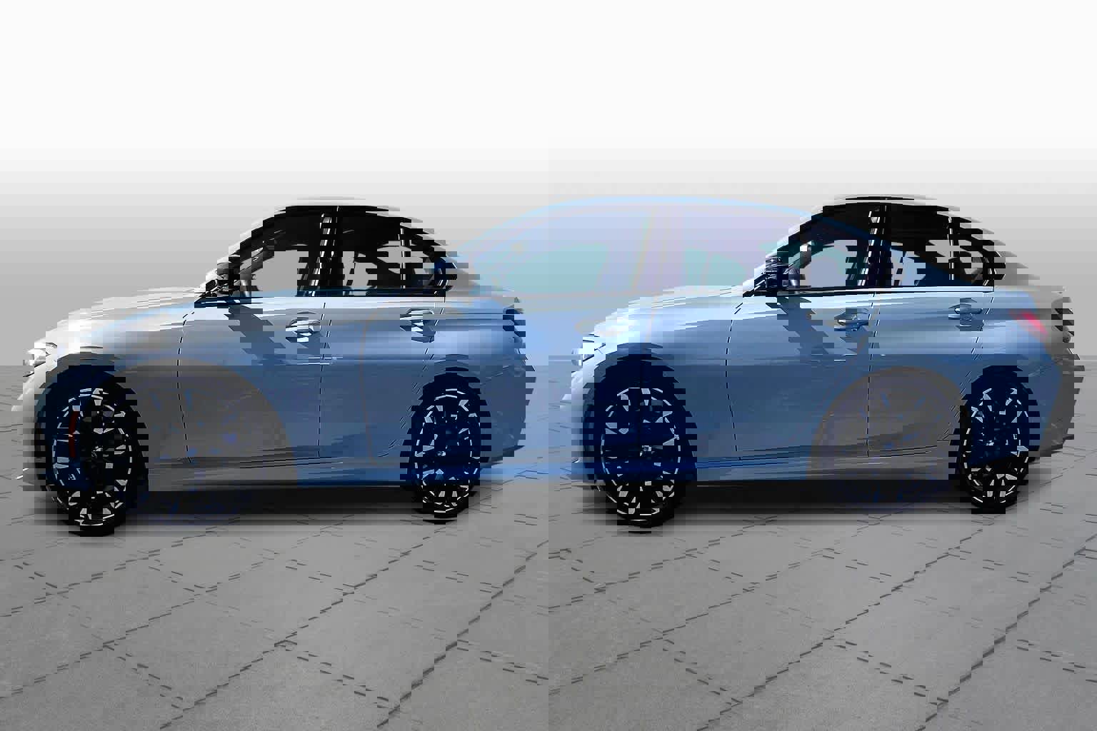 Certified 2025 BMW M340i Sedan image 32