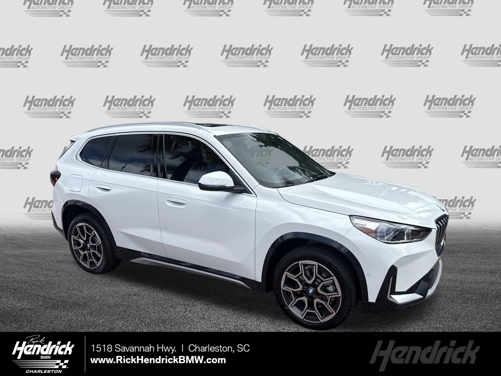 New 2026 BMW X1 xDrive28i w/ Convenience Package AWD/4WD image 1