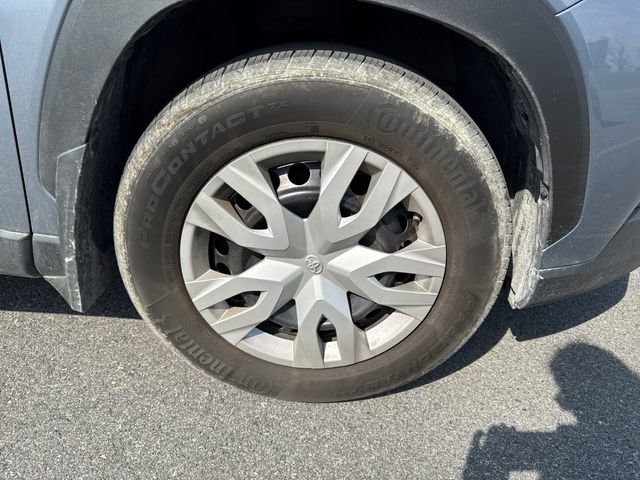 Certified 2024 Toyota Corolla Cross L image 11