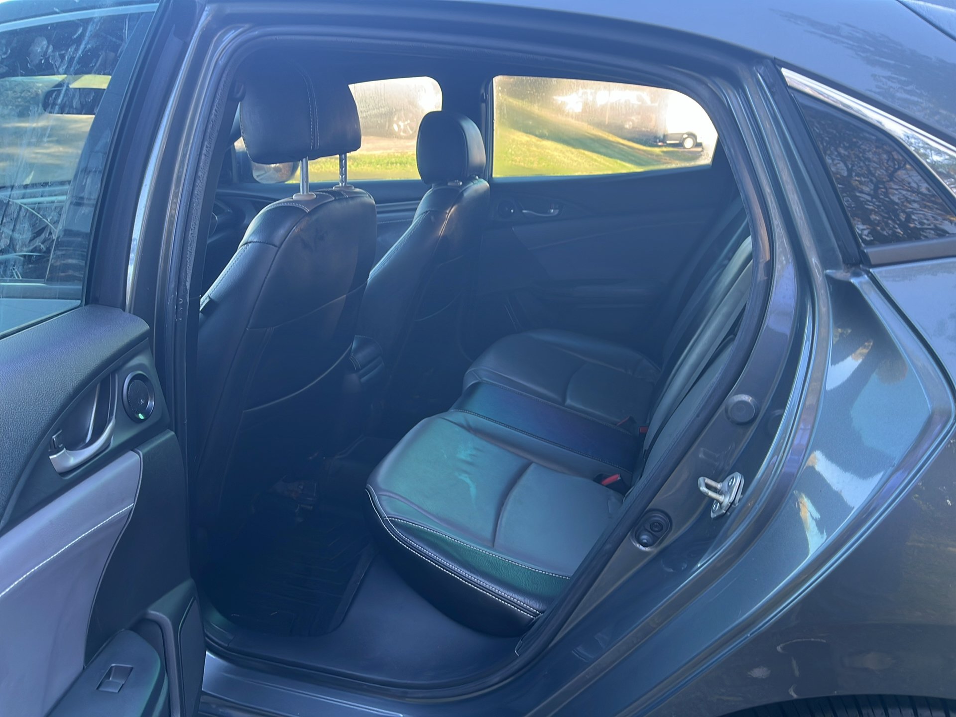 Used 2018 Honda Civic EX image 11