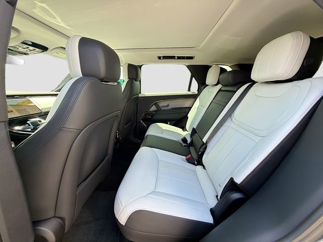 Used 2024 Land Rover Range Rover Sport Dynamic SE image 21