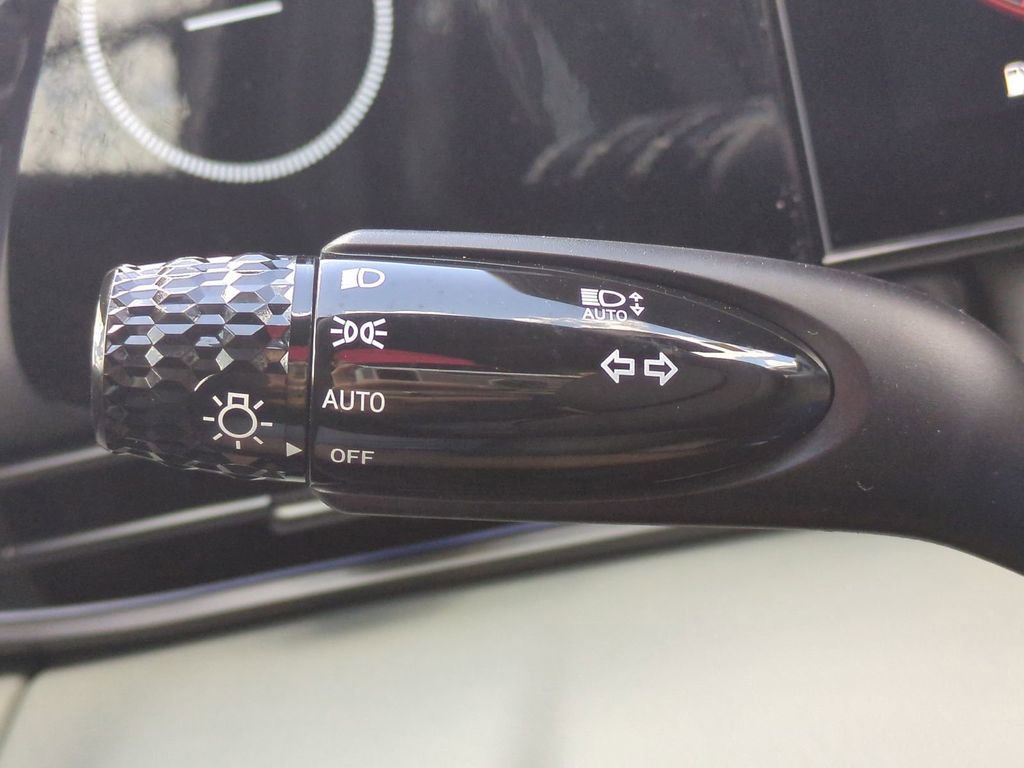 New 2026 Hyundai Elantra Limited image 29