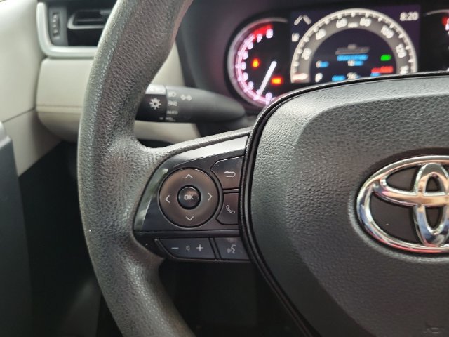 Used 2024 Toyota RAV4 XLE w/ Convenience Package FWD image 16