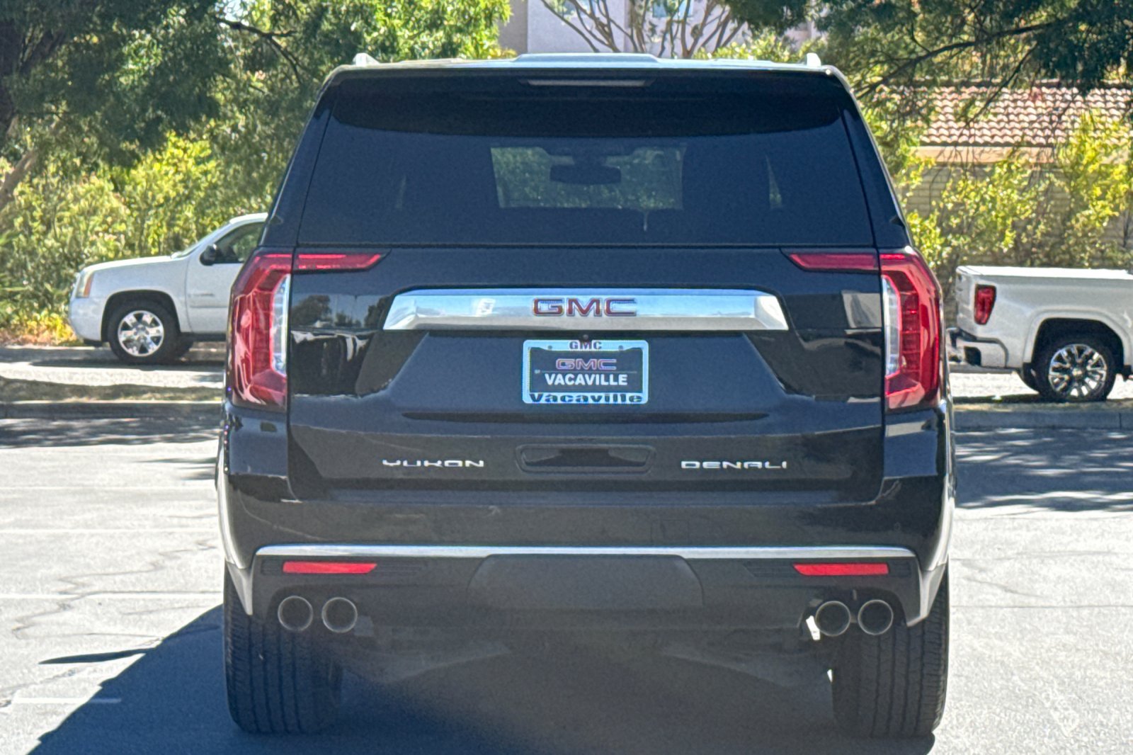 Used 2022 GMC Yukon XL Denali AWD/4WD image 6