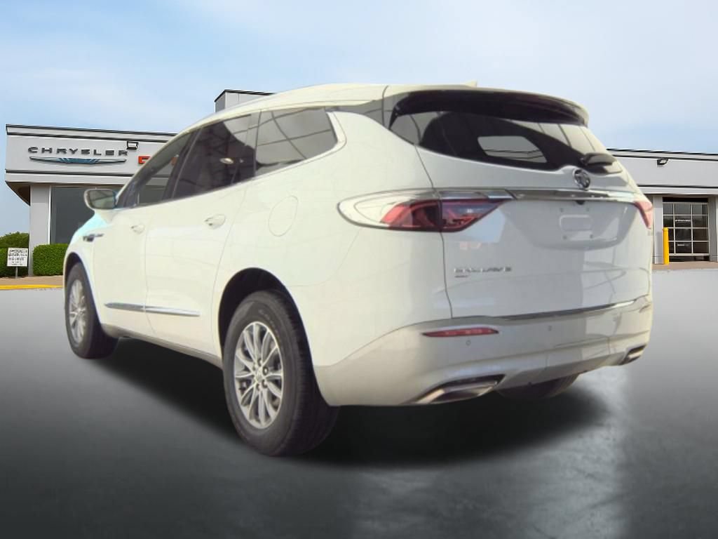 Used 2023 Buick Enclave Essence AWD/4WD image 5