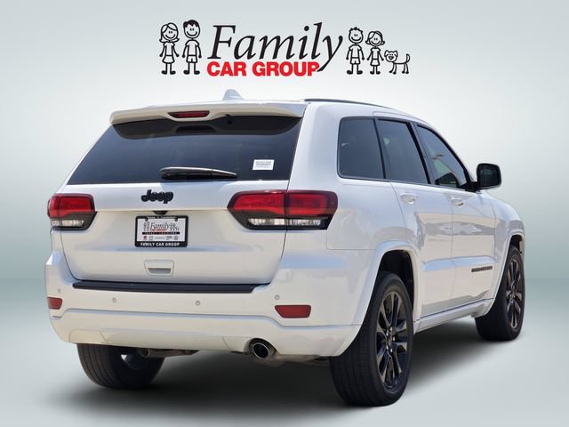 Used 2021 Jeep Grand Cherokee Laredo X RWD image 4