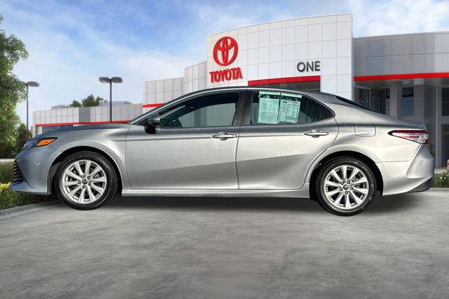 Certified 2018 Toyota Camry LE image 8