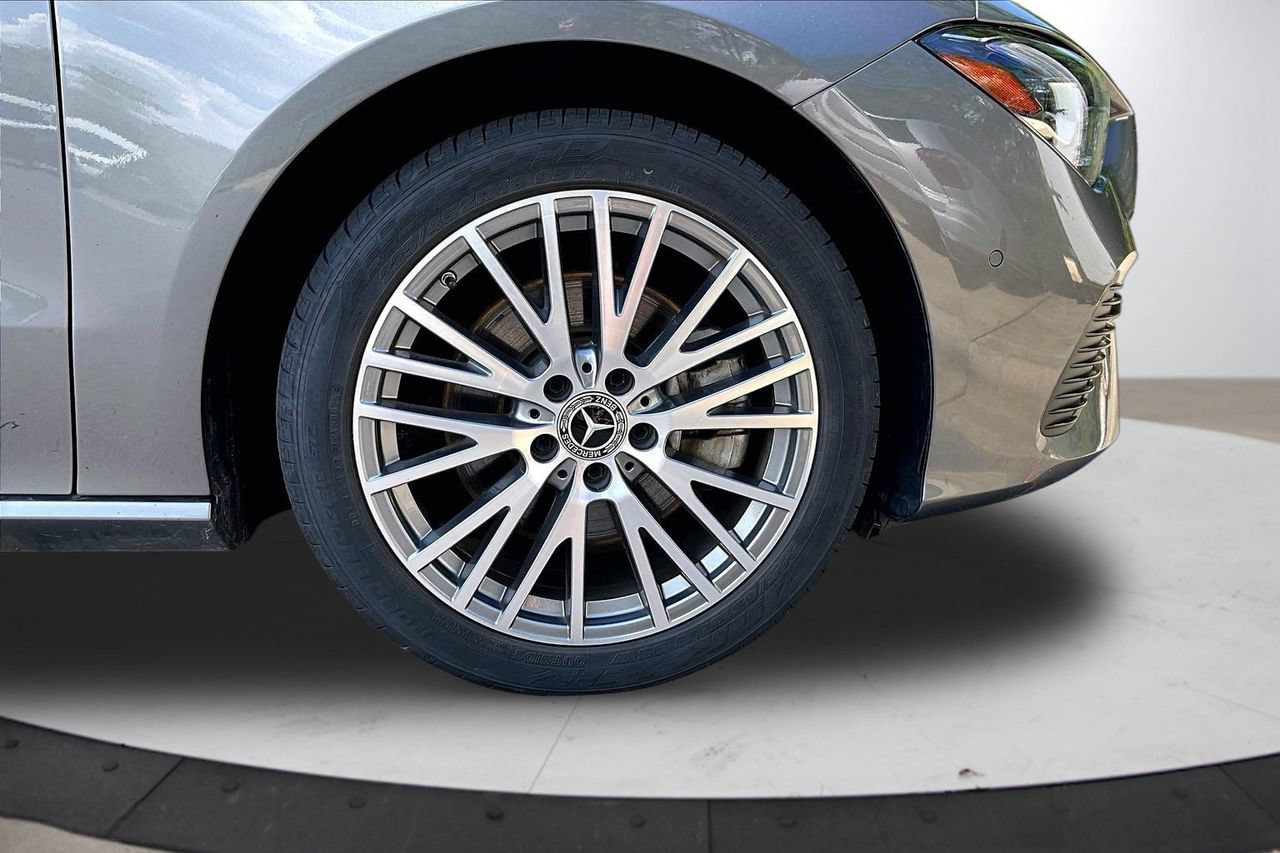 Used 2025 Mercedes-Benz CLA 250 image 33