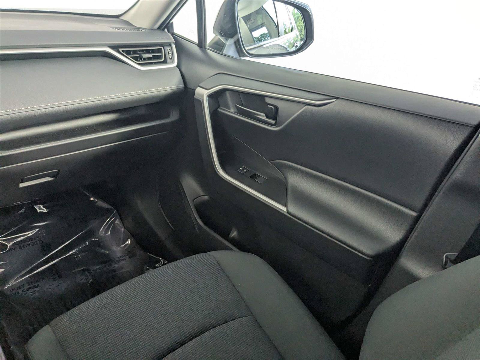 Used 2020 Toyota RAV4 LE w/ All Weather Liner Package FWD image 38