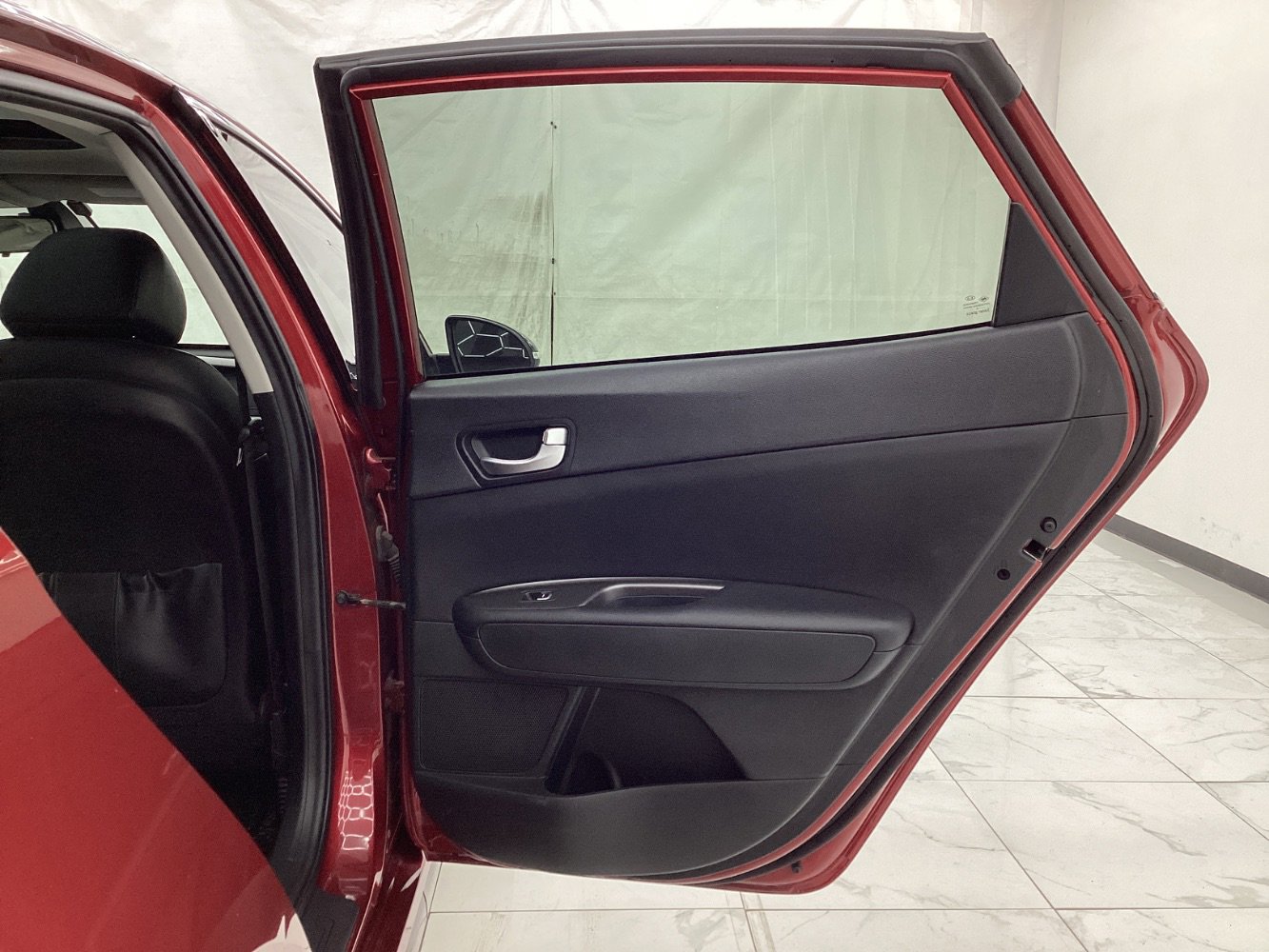 Used 2020 Kia Optima SE image 25