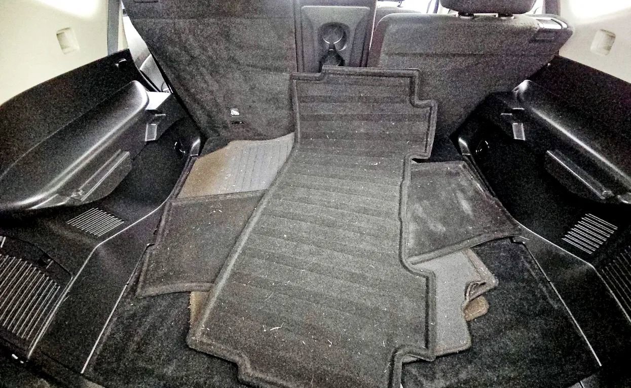 Used 2016 Nissan Rogue SV w/ SV Premium Package image 14