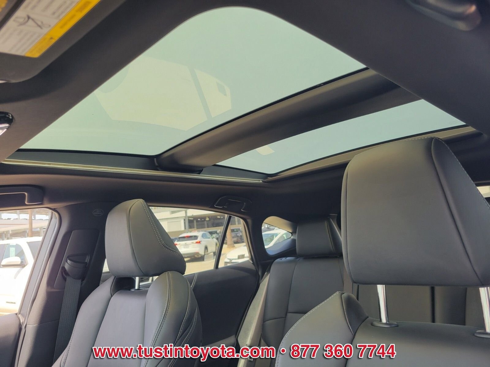 Certified 2023 Toyota Venza Nightshade AWD/4WD image 17