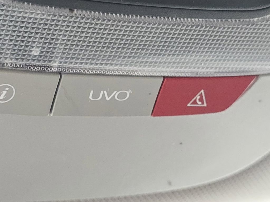 Used 2022 Kia Sorento S image 7