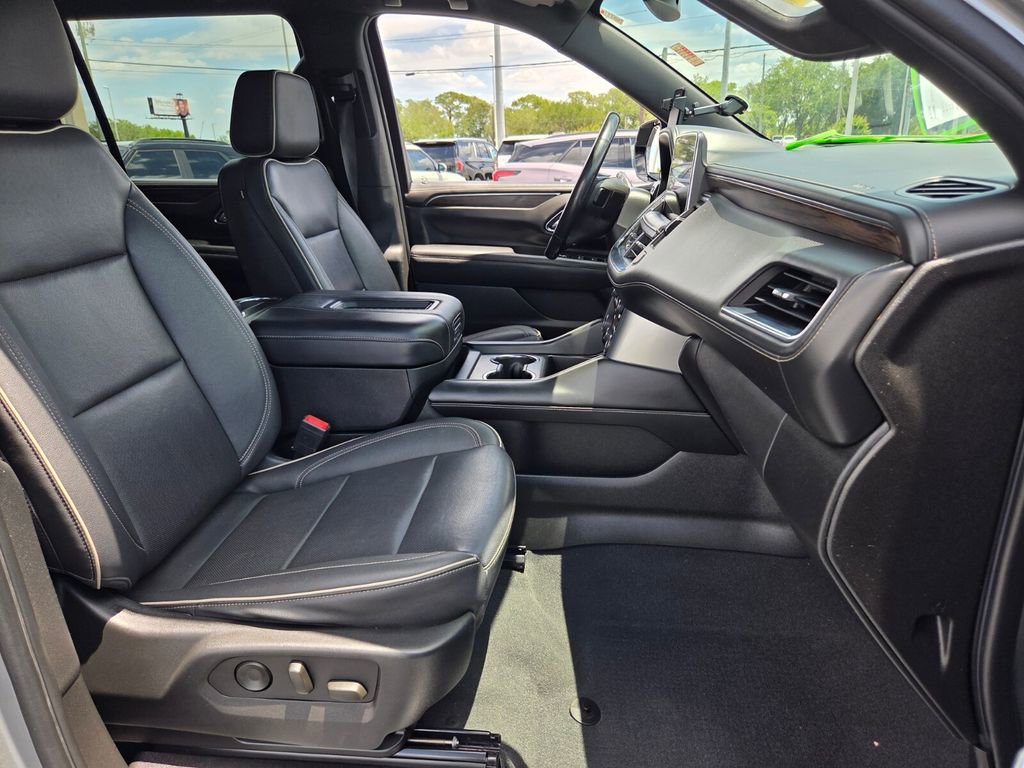 Certified 2023 Chevrolet Suburban Premier RWD image 18