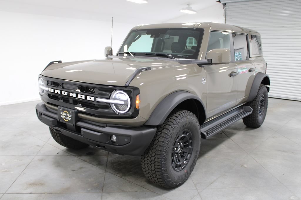 New 2026 Ford Bronco Outer Banks AWD/4WD image 3