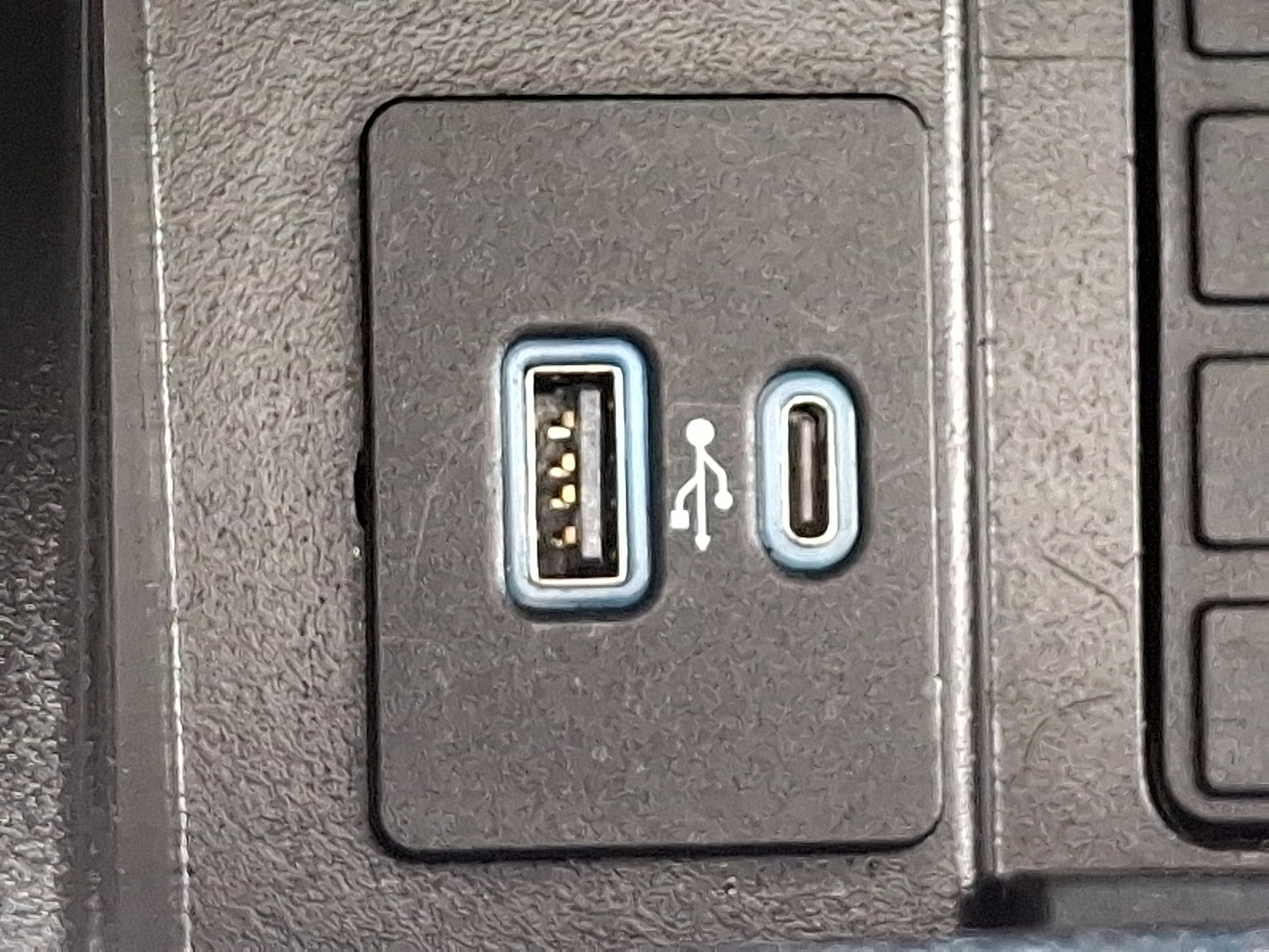 Certified 2022 Ford Expedition Limited image 26