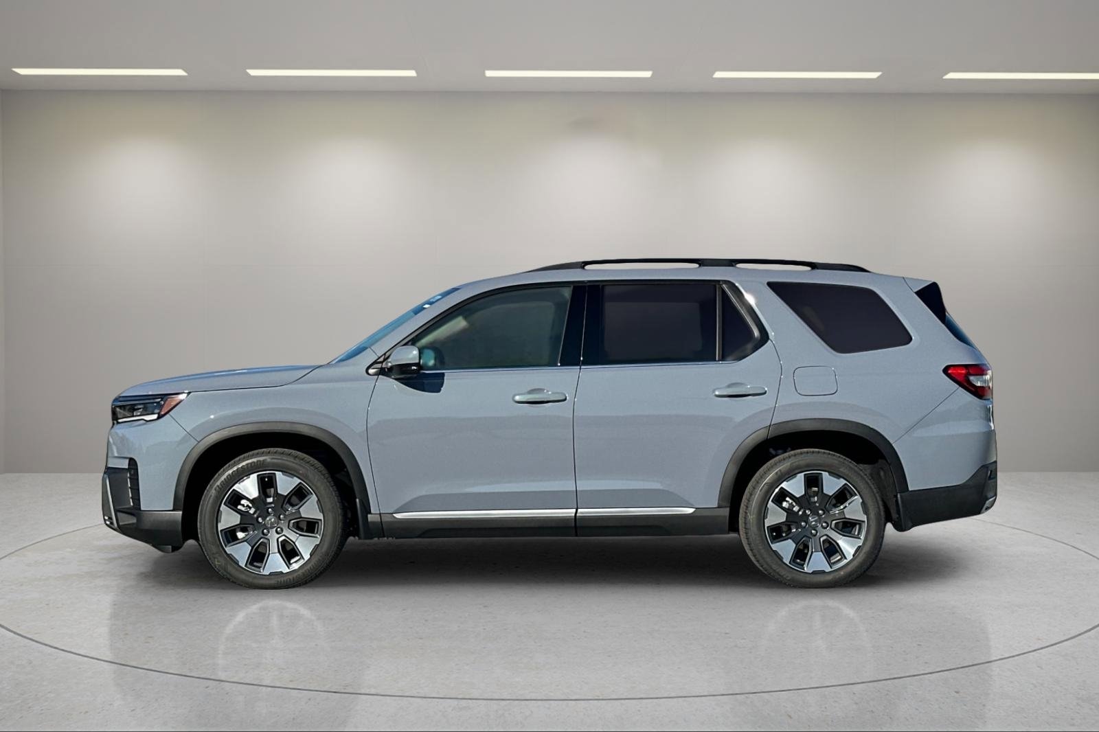 New 2026 Honda Pilot Touring image 6