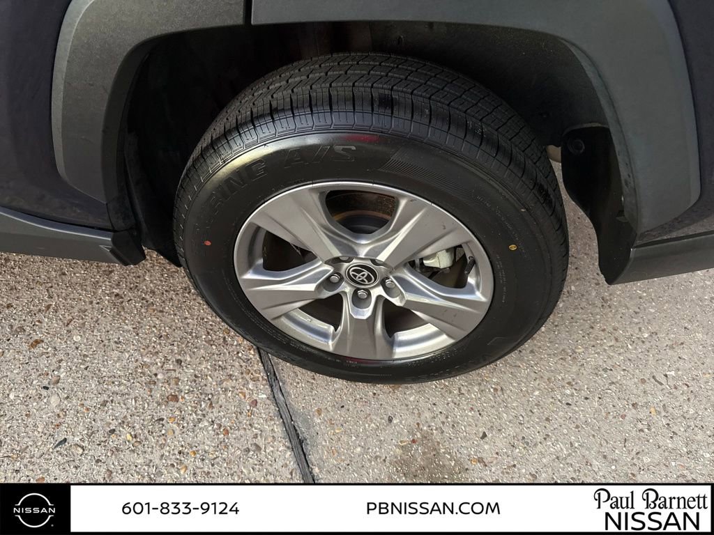 Used 2024 Toyota RAV4 XLE image 23