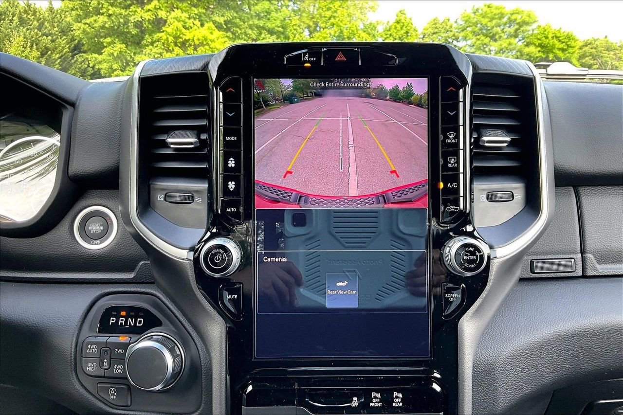 New 2026 RAM 1500 4x4 Crew Cab image 14