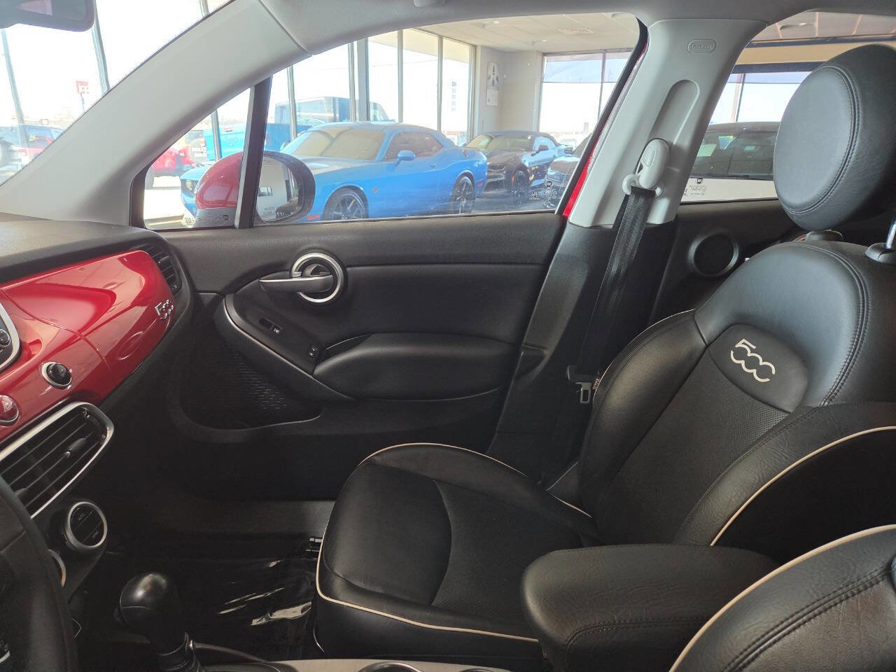 Used 2017 FIAT 500X Lounge image 16