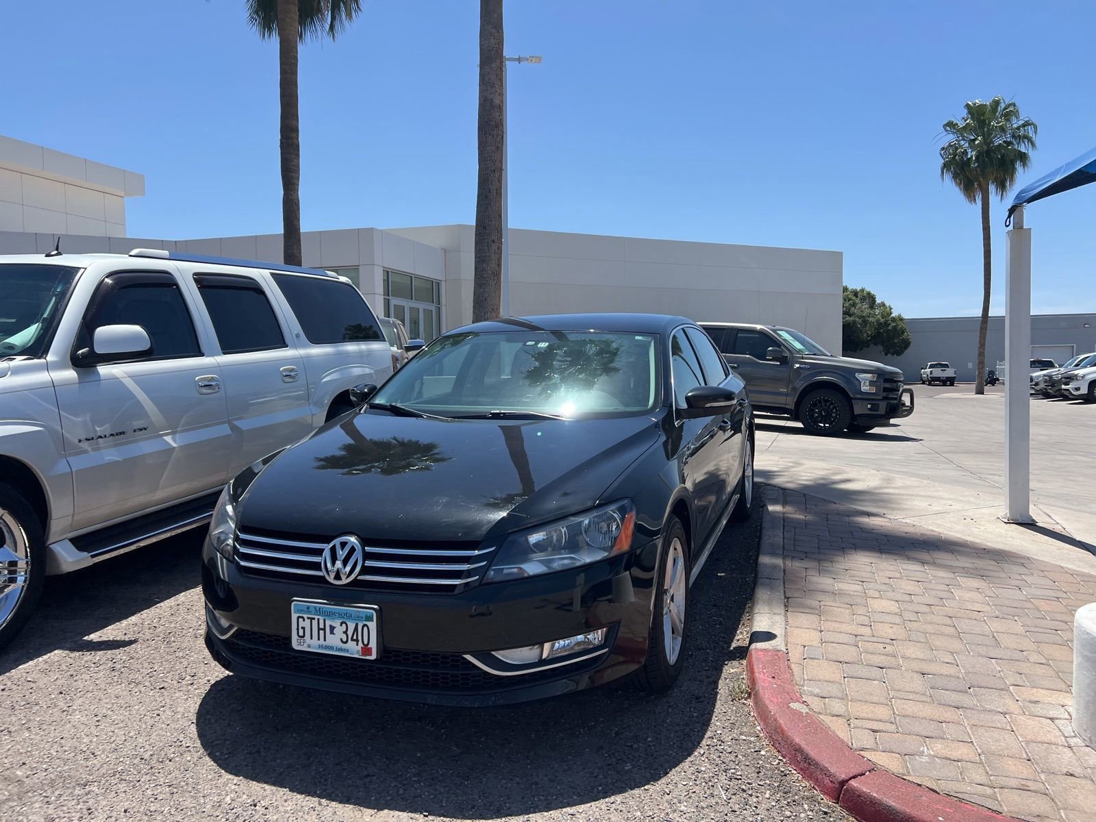 Used 2015 Volkswagen Passat 1.8T Limited Edition FWD image 6