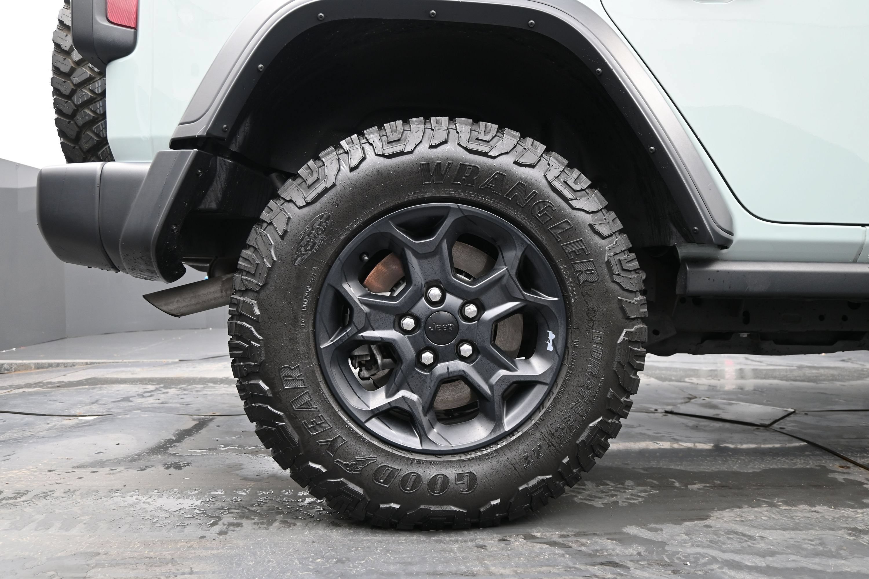 Used 2023 Jeep Wrangler Unlimited w/ 8.4" Radio Group AWD/4WD image 11