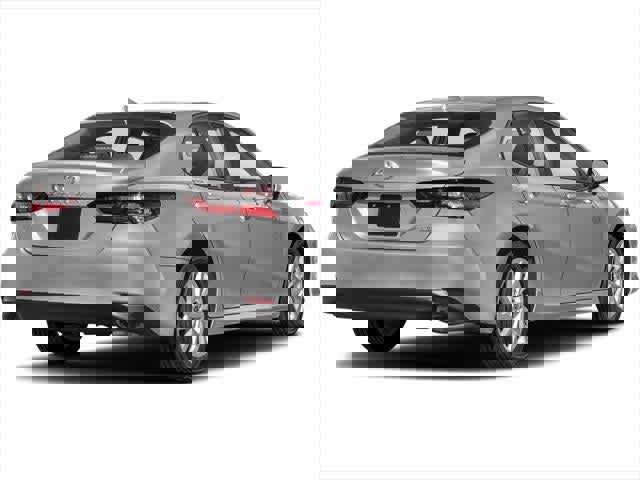 Used 2024 Toyota Camry LE image 2