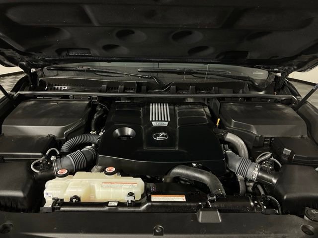 Used 2023 Lexus LX 600 4WD w/ Appearance Package image 44