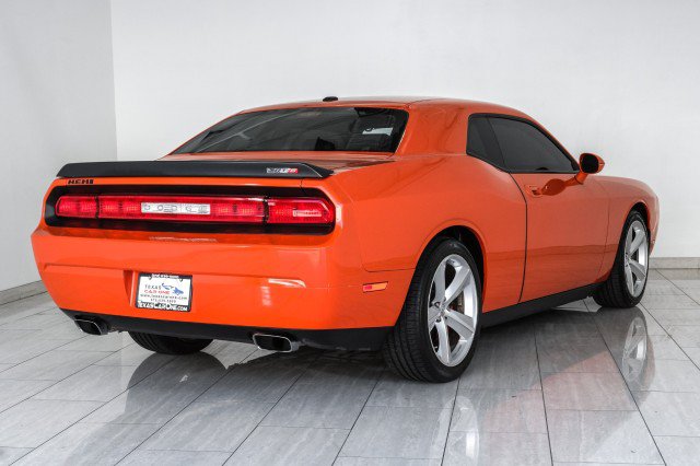 Used 2009 Dodge Challenger SRT8 w/ SRT Option Group II RWD image 6