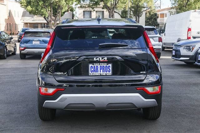 New 2026 Kia Niro EX FWD image 15