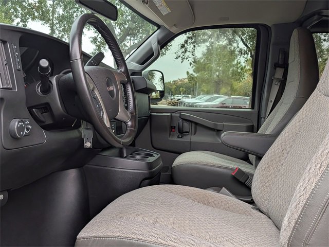 Used 2018 GMC Savana 3500 LT w/ LT Preferred Equipment Group image 11