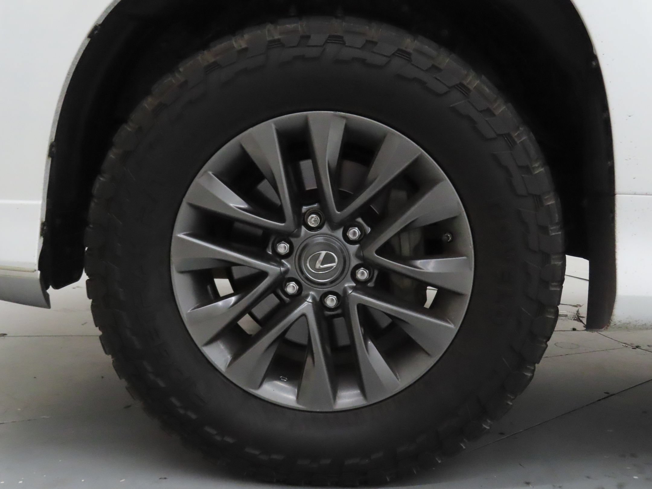Used 2019 Lexus GX 460 Premium AWD/4WD image 29