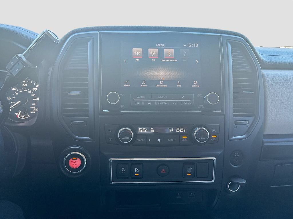 Used 2024 Nissan Titan SV w/ SV Convenience Package RWD image 15