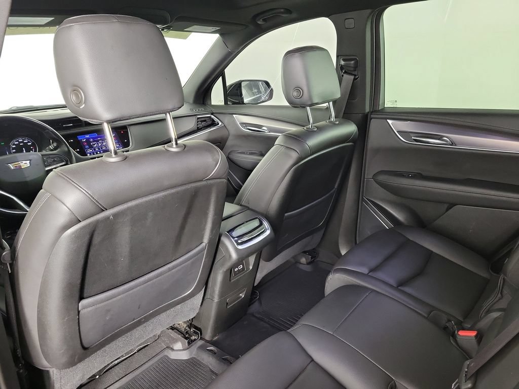Used 2024 Cadillac XT6 Luxury w/ LPO, Floor Liner Package AWD/4WD image 13